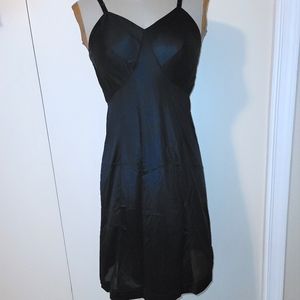 Vintage Charmode slip  Sz 36